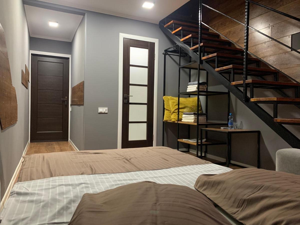 Beregynya Motel Yuzhnoukrainsk ภายนอก รูปภาพ