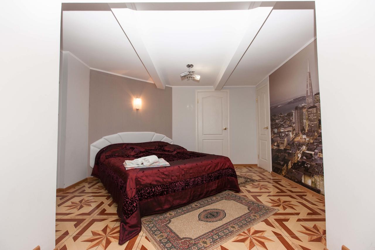 Beregynya Motel Yuzhnoukrainsk ภายนอก รูปภาพ